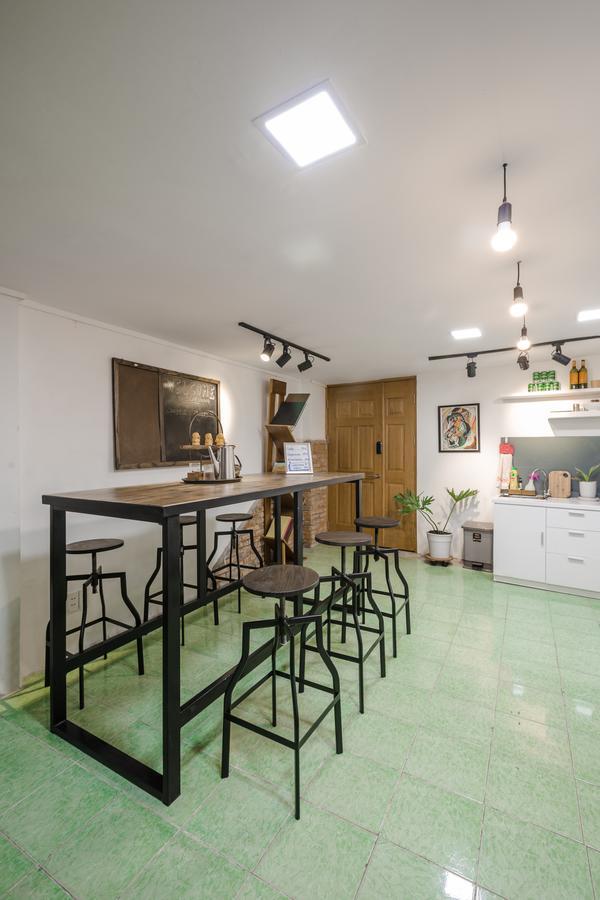 Sgn Living Bed & Breakfast โฮจิมินห์ซิตี้ ภายนอก รูปภาพ